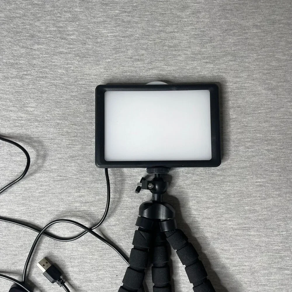Neewer LED ZC-10S Small Panel Lightning Kit with Tripod